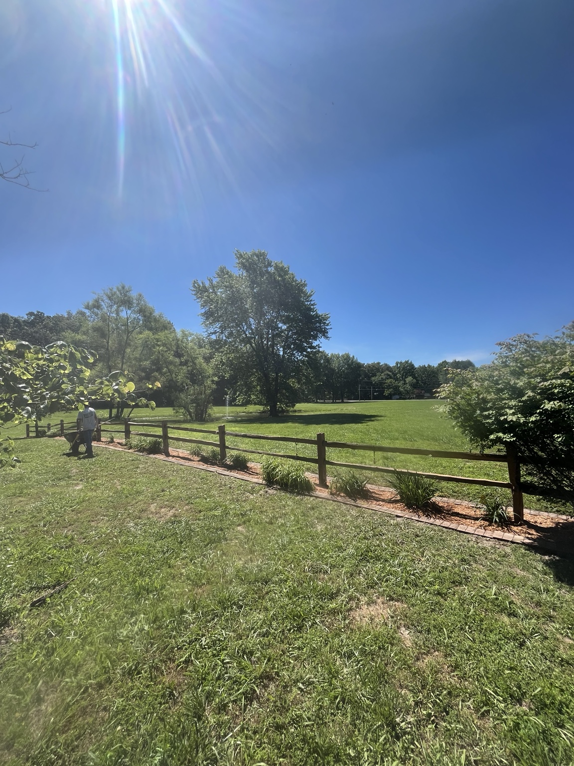Fence-line landscape bed
